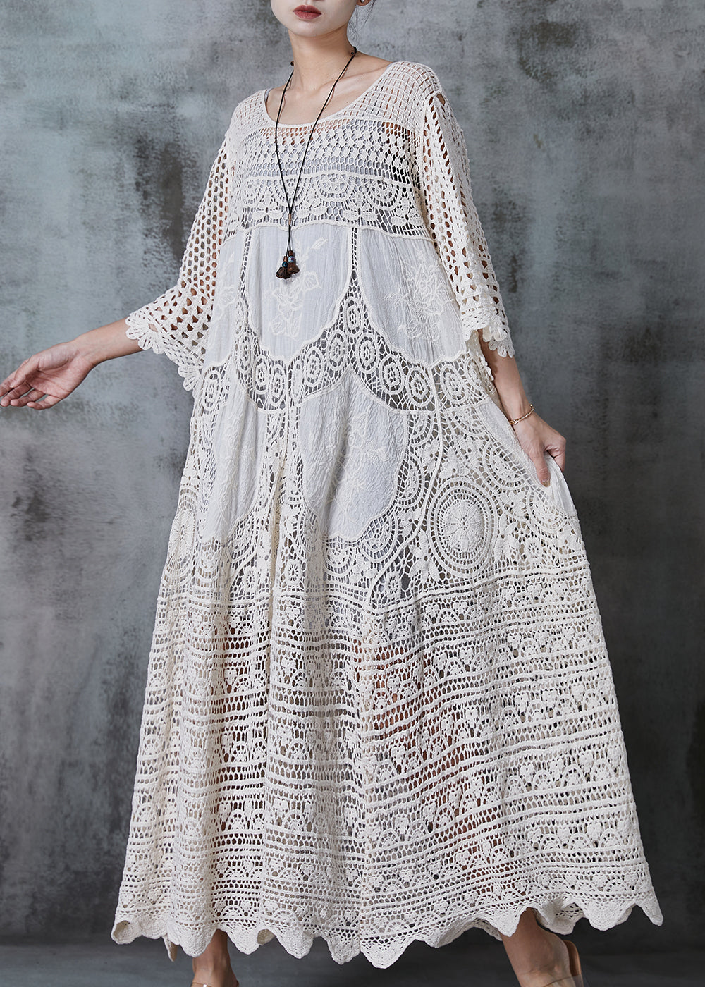 Classic Vintage Dress with a Flattering Fit