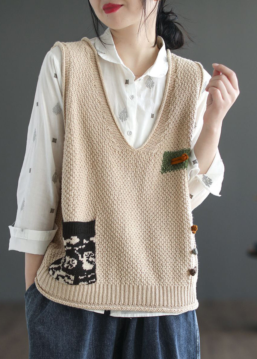 Effortlessly Elegant Coat with a Timeless Design