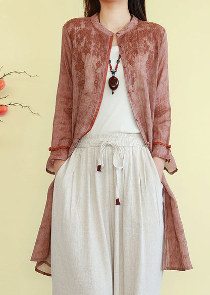 Classic Vintage Blouse with a Flattering Fit