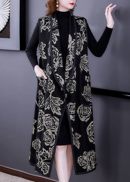 Elegantly Styled Coat for Everyday Wear