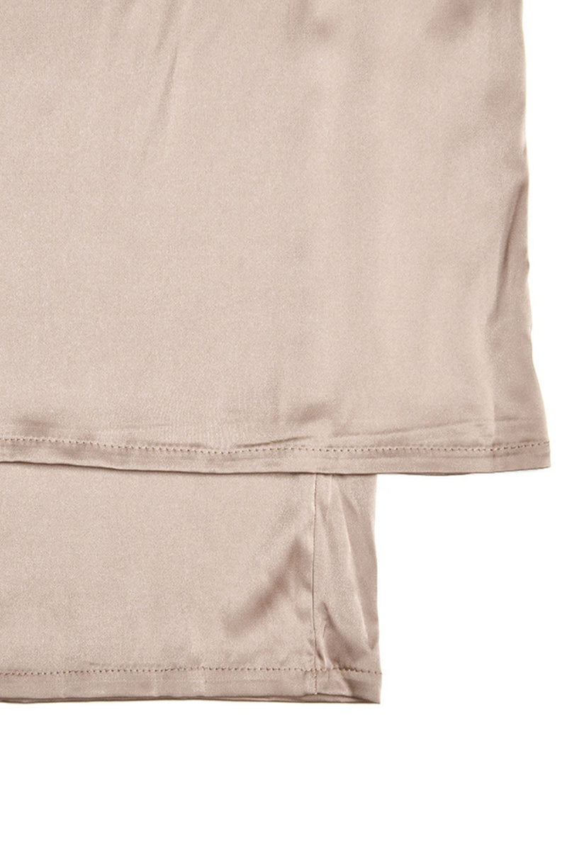 Beautifully Finished Garment in a Timeless Design