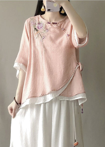 Well Tailored Blouse with a Graceful Silhouette