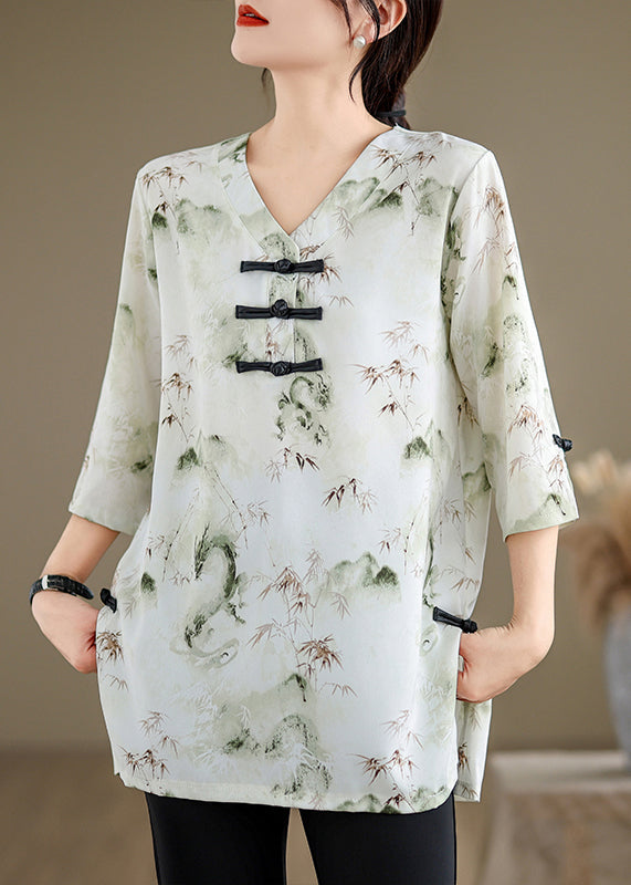 Well Tailored Shirt with a Graceful Silhouette
