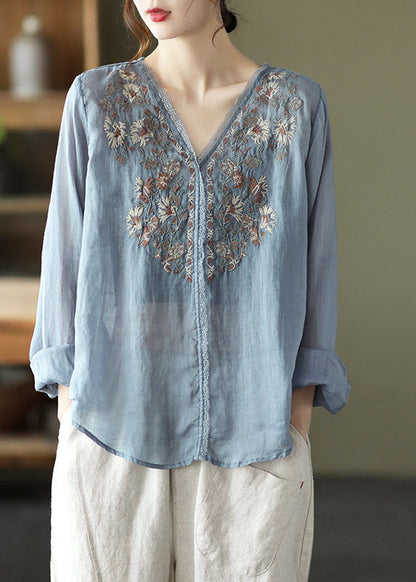 Effortlessly Elegant Blouse with a Timeless Design