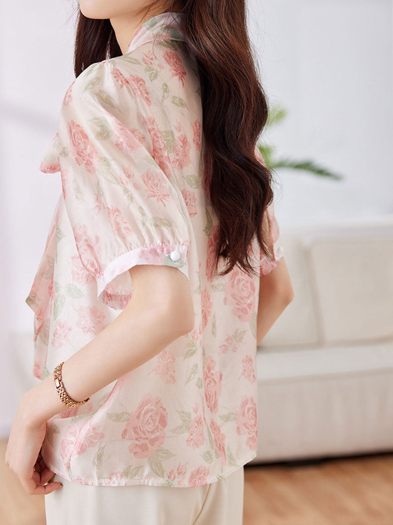 Well Tailored Top with a Graceful Silhouette