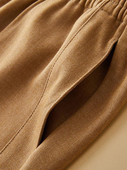 Beautifully Finished Pants in a Timeless Design
