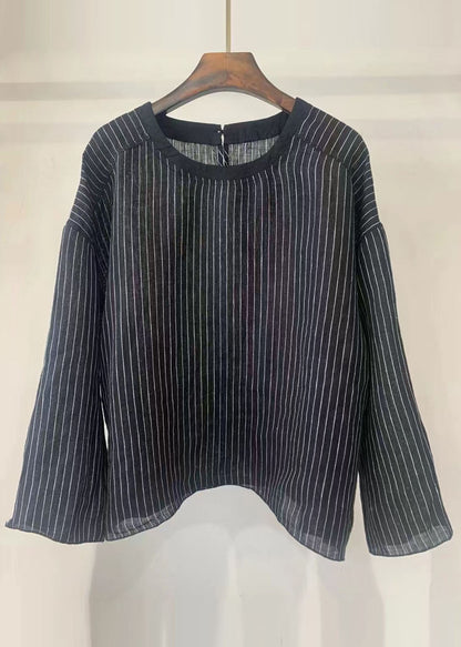Elegantly Styled Blouse for Everyday Wear