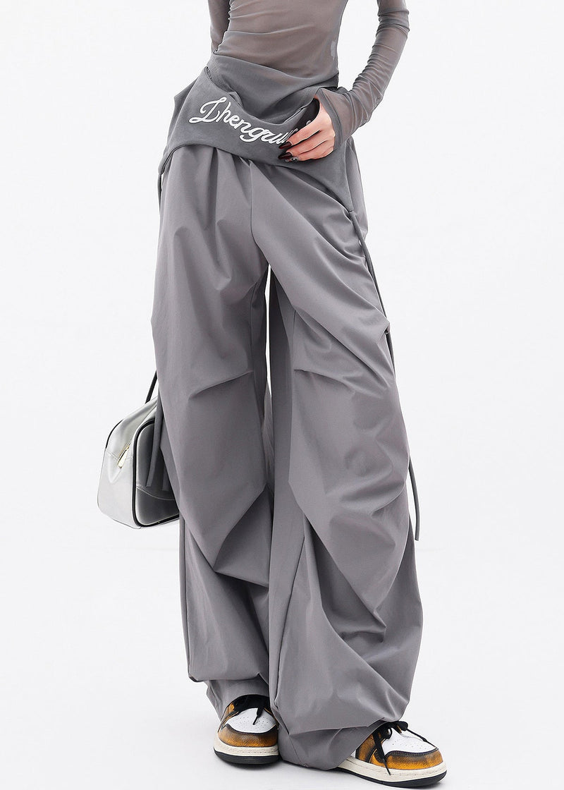 Well Tailored Pants with a Graceful Silhouette