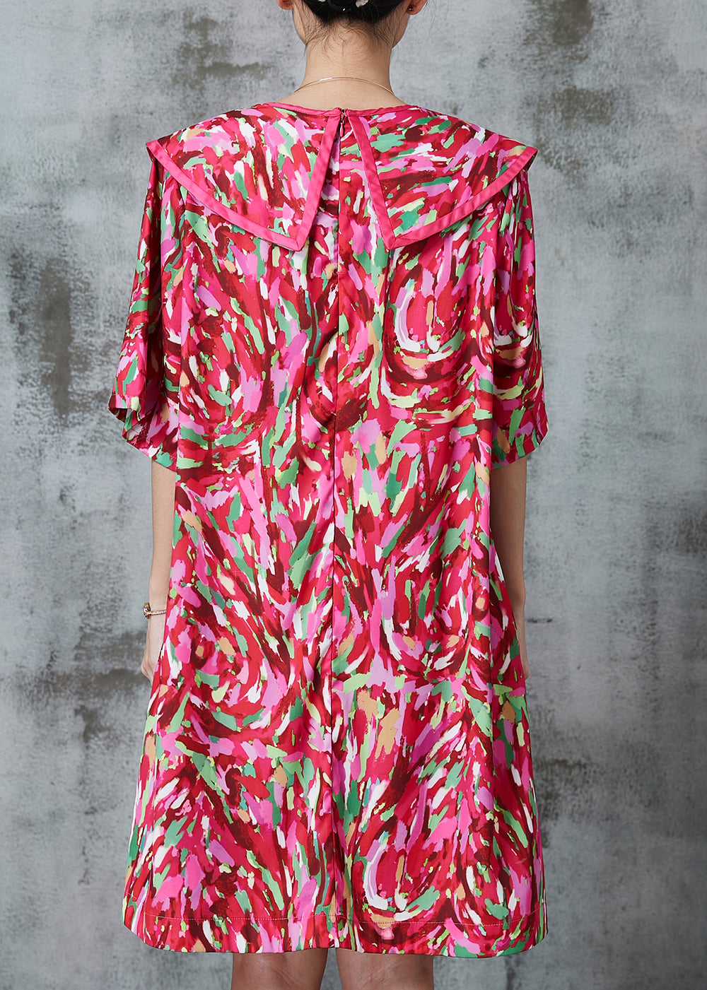 Polished Dress with an Effortless Classic Look
