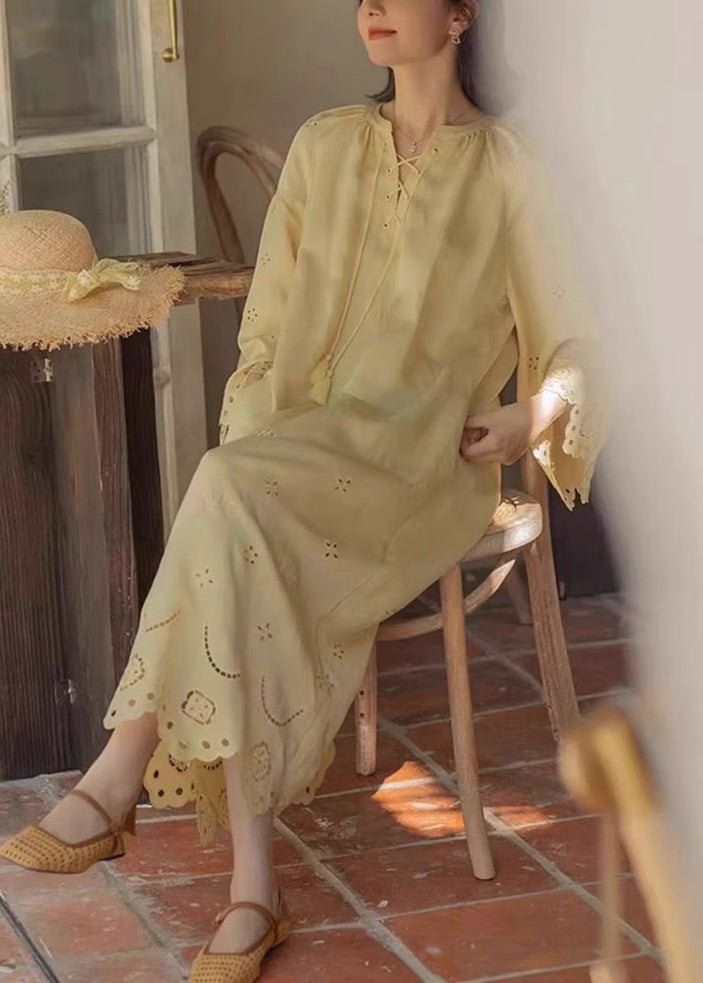 Beautifully Finished Dress in a Timeless Design