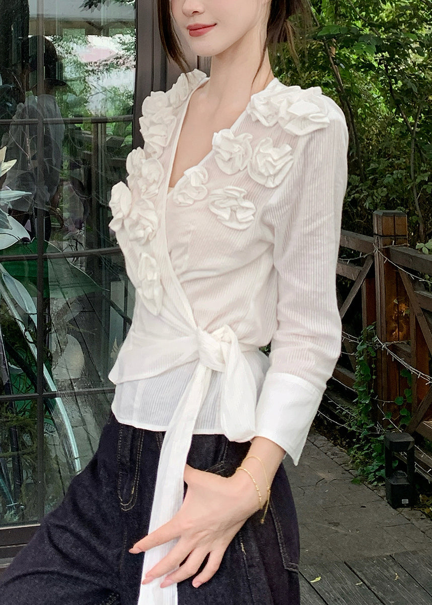 Classic Vintage Shirt with a Flattering Fit