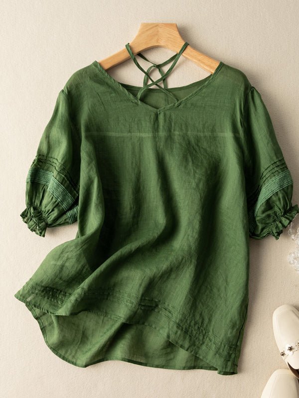 Sophisticated Blouse with a Clean Classic Look