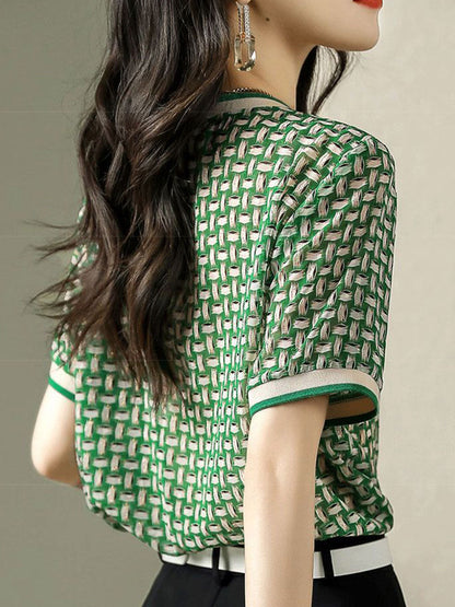 Polished Top with an Effortless Classic Look