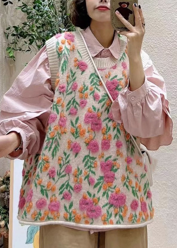 Gracefully Styled Coat for Any Occasion