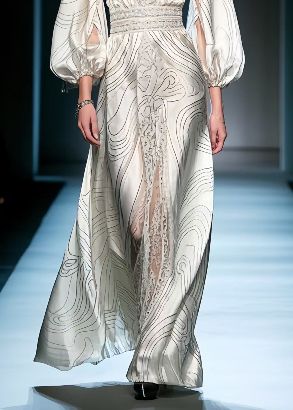 Classic Vintage & Enduringly Stylish Dress