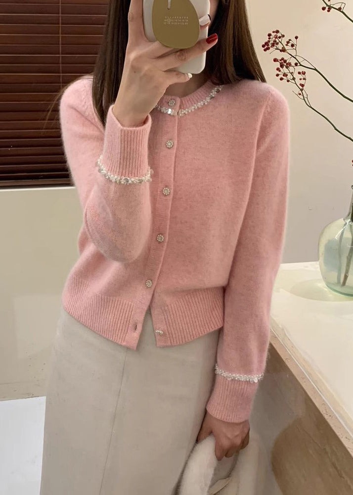 Classic Vintage Cardigan with a Flattering Fit