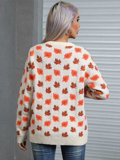 Well Tailored Sweater with a Graceful Silhouette