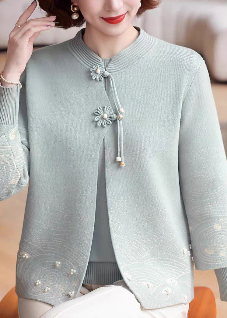 Elegantly Styled Coat for Everyday Wear