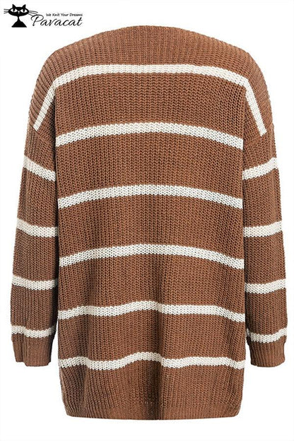 Well Tailored Cardigan with a Graceful Silhouette