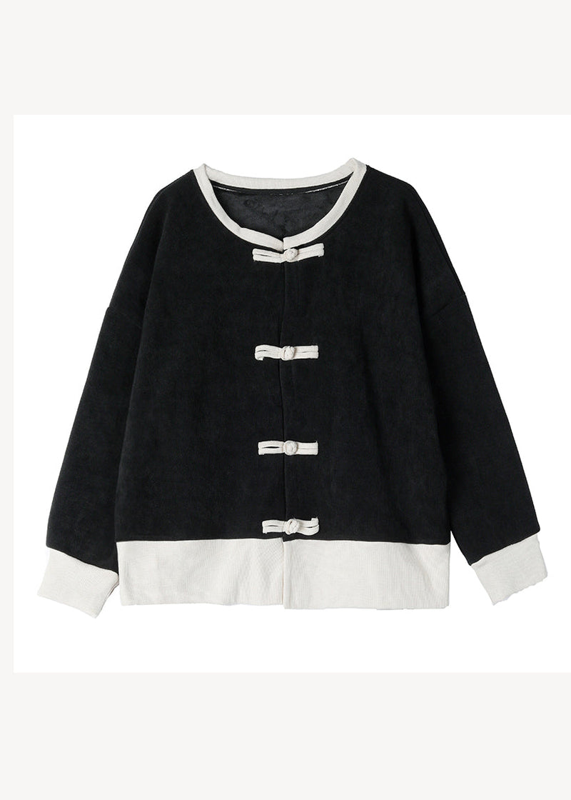 Classic Vintage Coat with a Flattering Fit