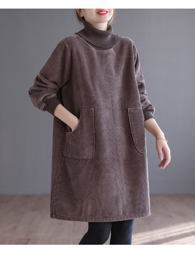 A Vintage Style Top with Delicate Timeless Details