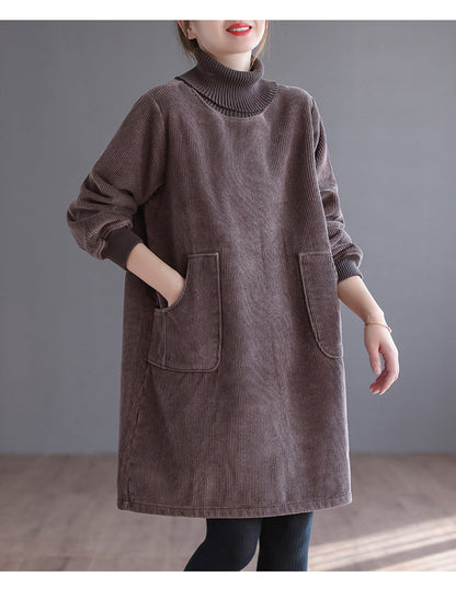 A Vintage Style Top with Delicate Timeless Details