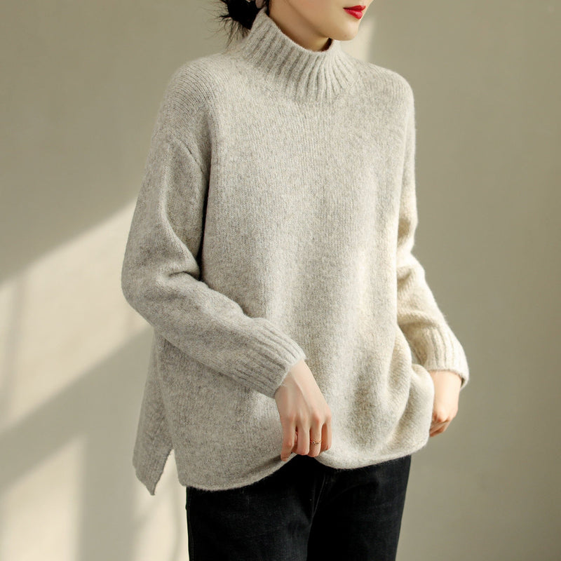 Classic Vintage Sweater with a Flattering Fit