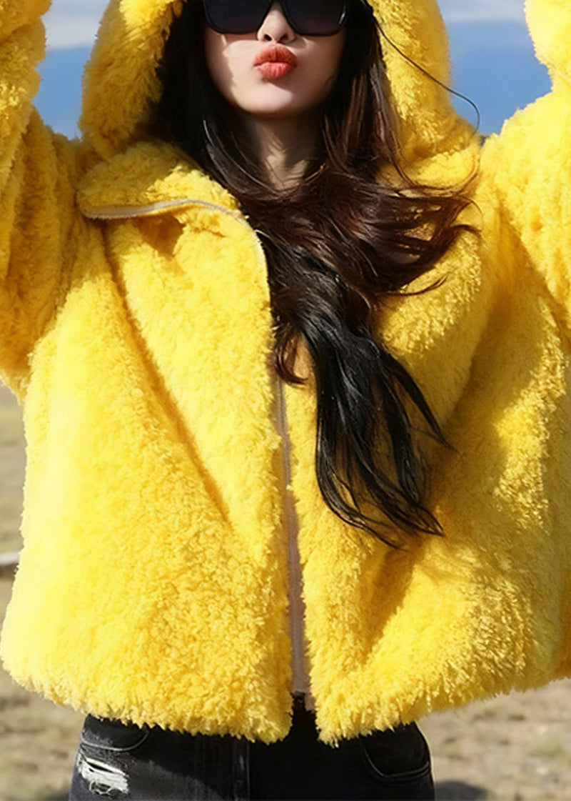 Classic Vintage & Enduringly Stylish Coat