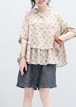 Sophisticated Blouse with a Clean Classic Look