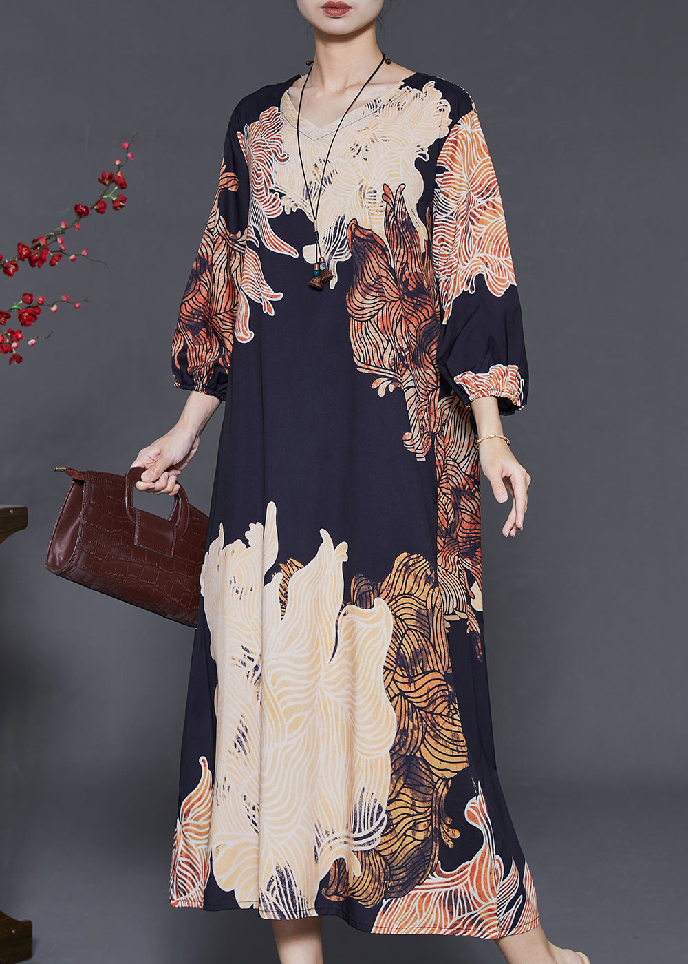 Classic Vintage Dress with a Flattering Fit