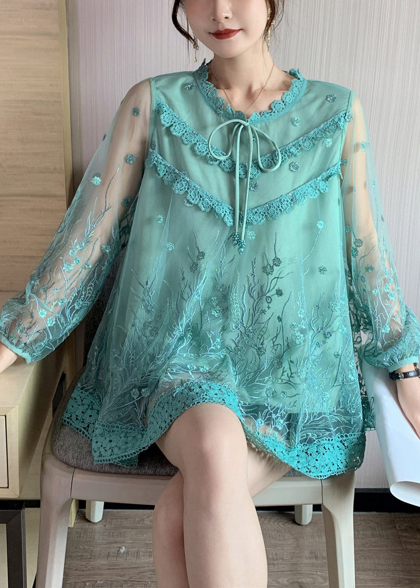 A Vintage Style Top with Delicate Timeless Details