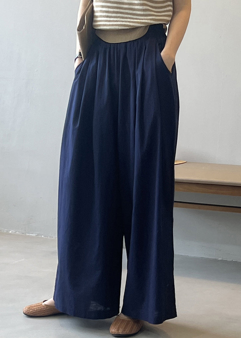 Classic Vintage Pants with a Flattering Fit