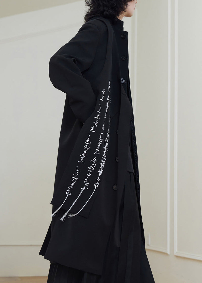 Gracefully Styled Coat for Any Occasion