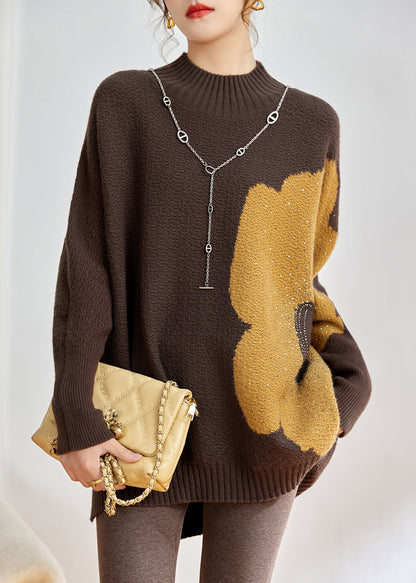 Well Tailored Sweater with a Graceful Silhouette