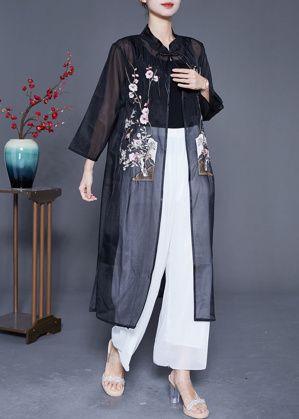 Gracefully Styled Cardigan for Any Occasion