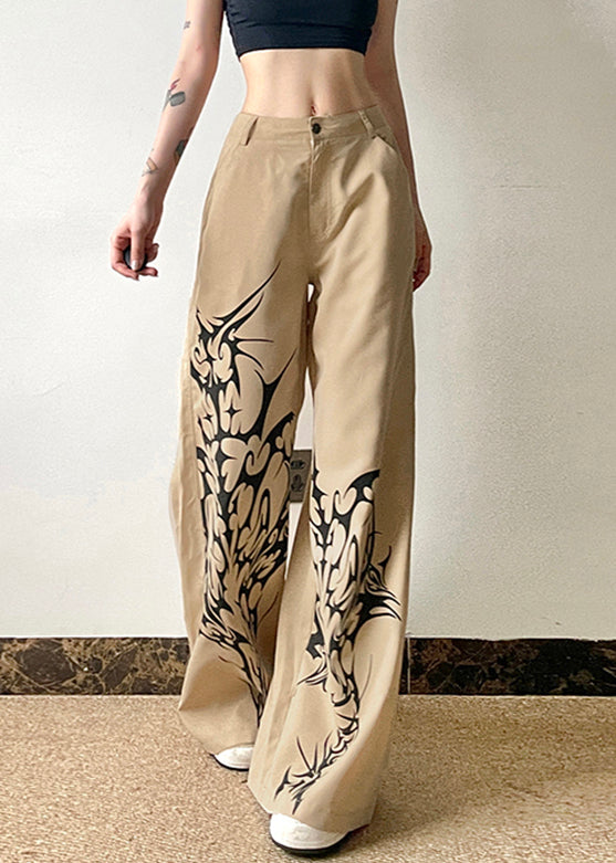Effortlessly Elegant Pants with a Timeless Design