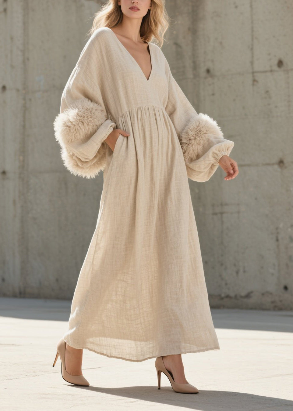 Beautifully Finished Dress in a Timeless Design