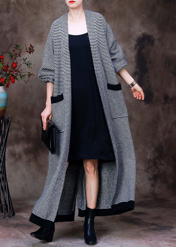 Effortlessly Elegant Coat with a Timeless Design