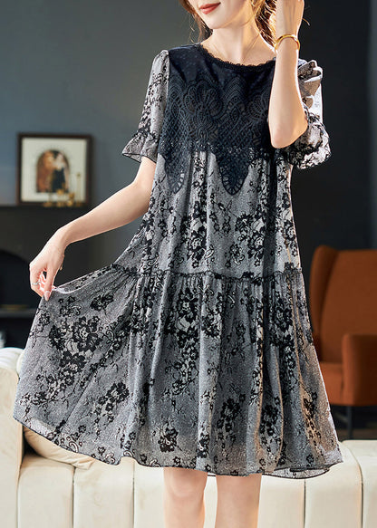 Sophisticated Dress with a Clean Classic Look