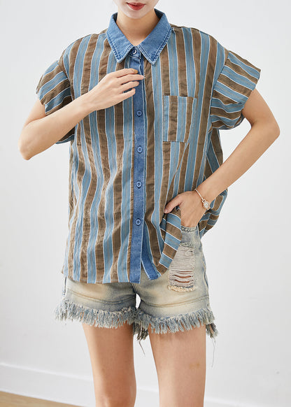 Classic Vintage Shirt with a Flattering Fit