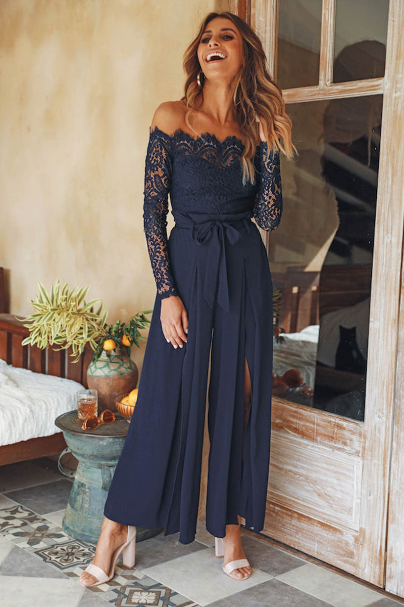 Sophisticated Garment with a Clean Classic Look