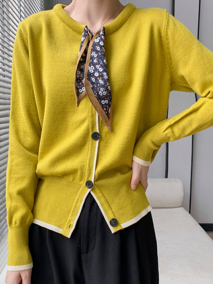 Beautifully Finished Cardigan in a Timeless Design