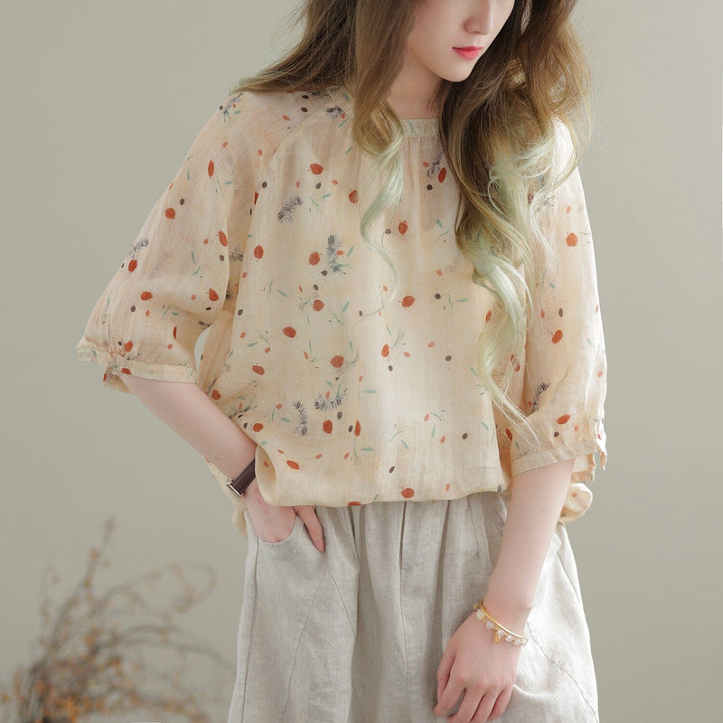 Classic Vintage T-Shirt with a Flattering Fit