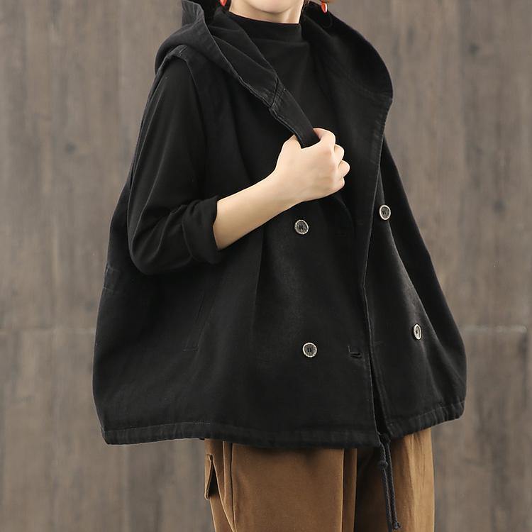 Gracefully Styled Coat for Any Occasion