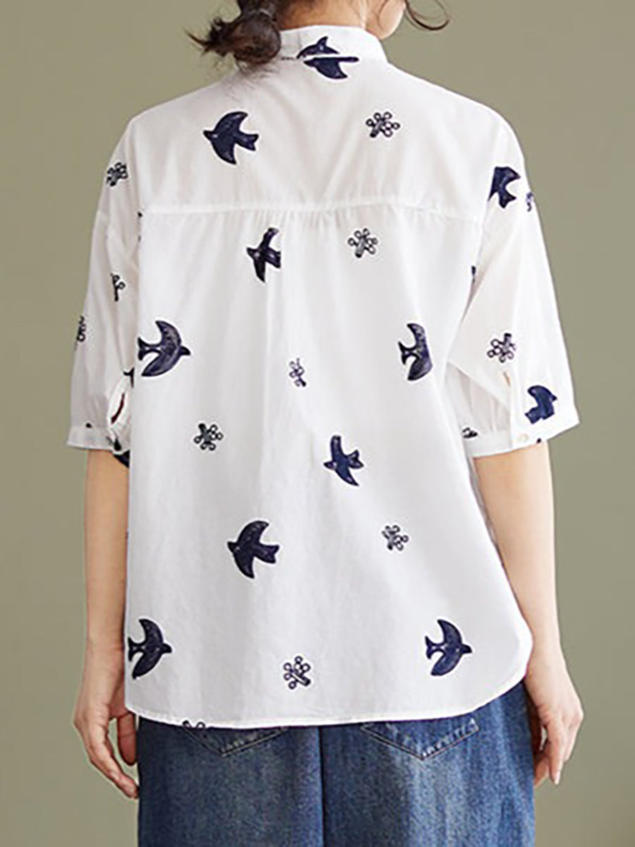 Classic Vintage Shirt with a Flattering Fit
