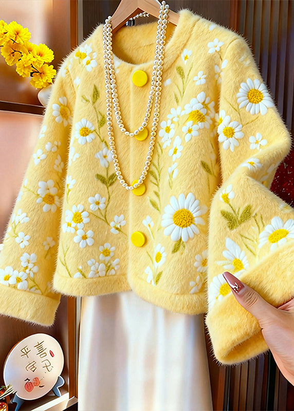 Beautifully Crafted Cardigan in a Classic Style