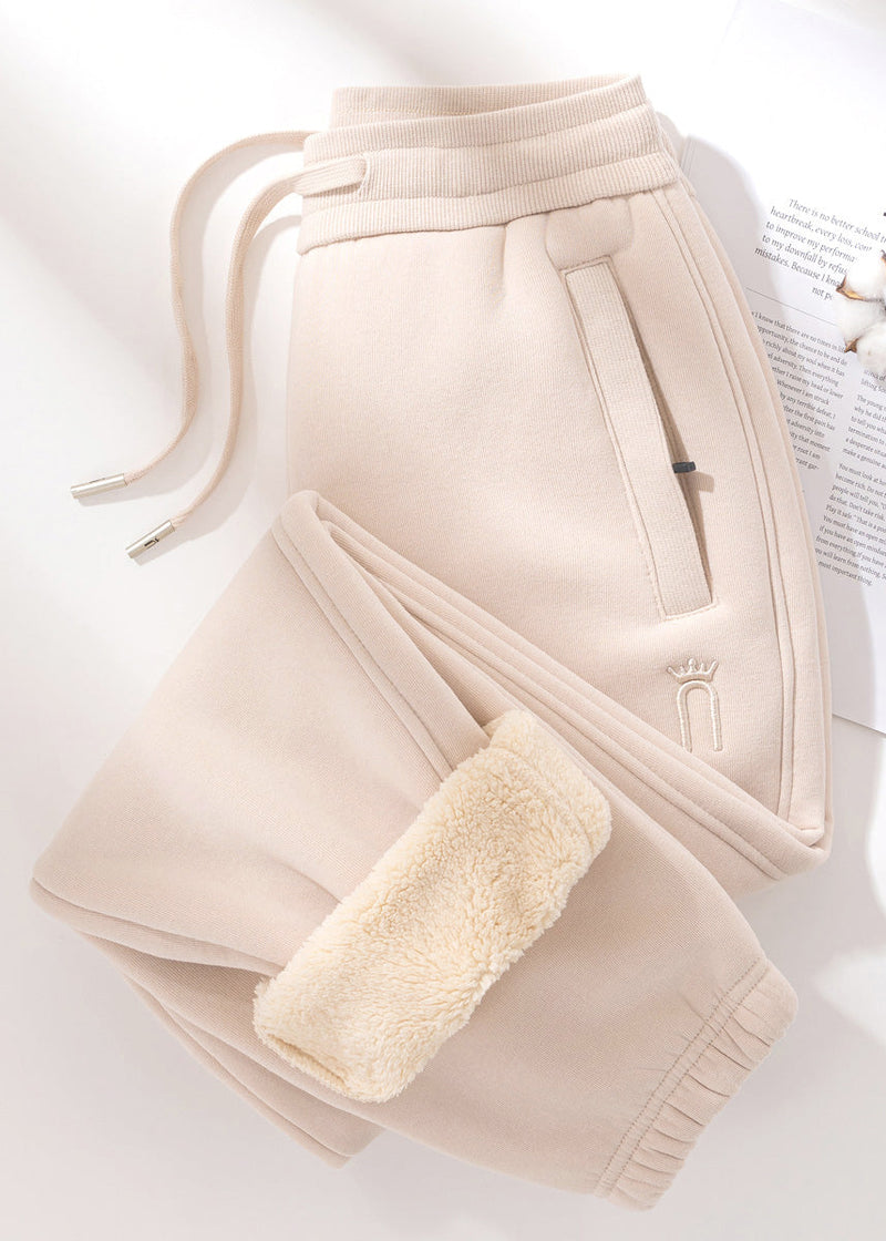 Well Tailored Pants with a Graceful Silhouette