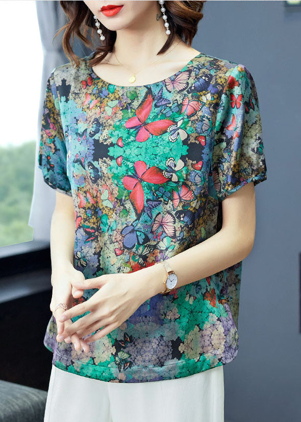 A Vintage Style Top with Delicate Timeless Details