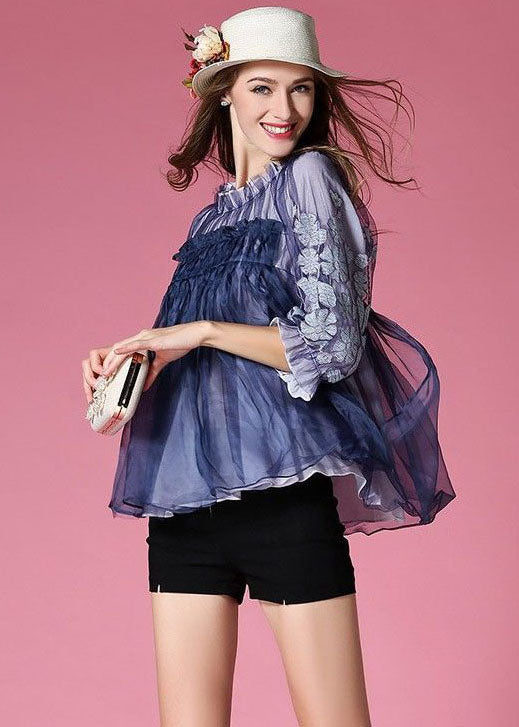 Sophisticated Blouse with a Clean Classic Look
