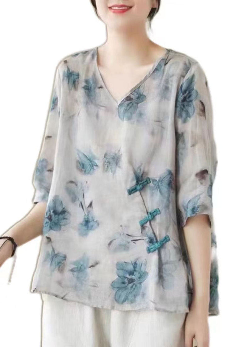 Effortlessly Elegant Blouse with a Timeless Design